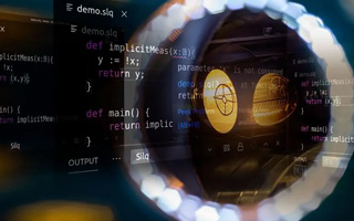 黔东 api php源码,下载的php源码怎么运行呢？
